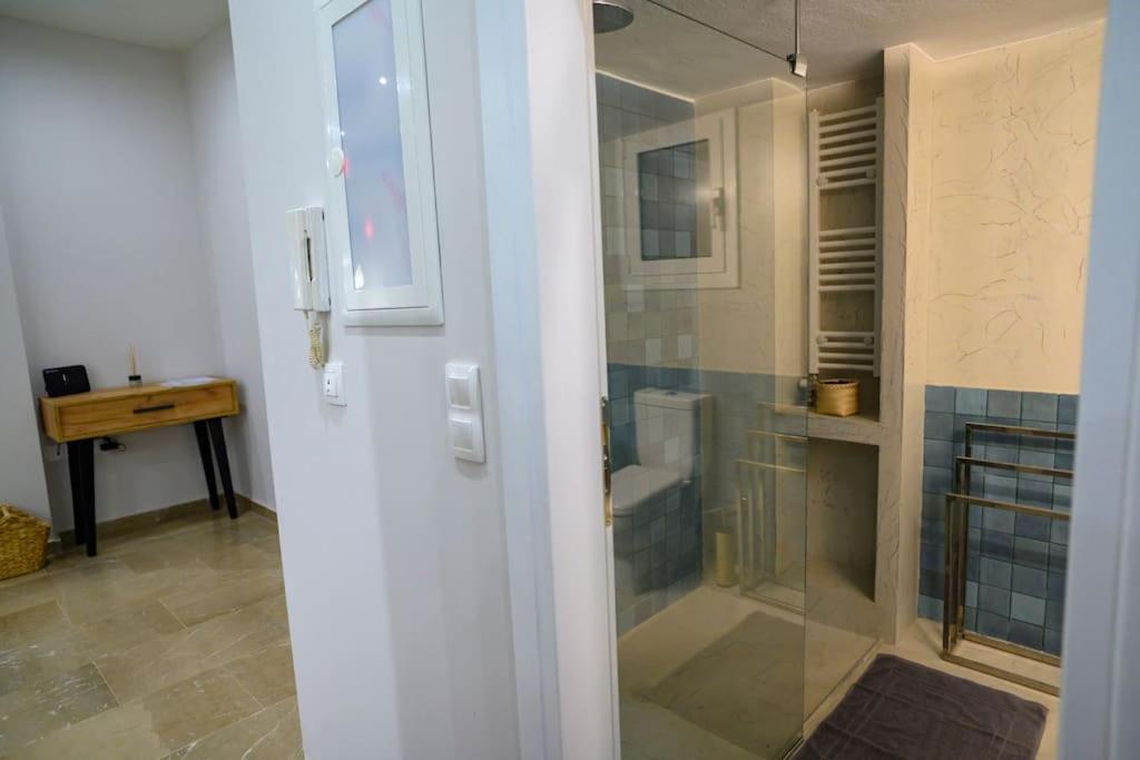 Ferienwohnung Boho 2 Bdr Luxury Meets The East Athen Exterior foto