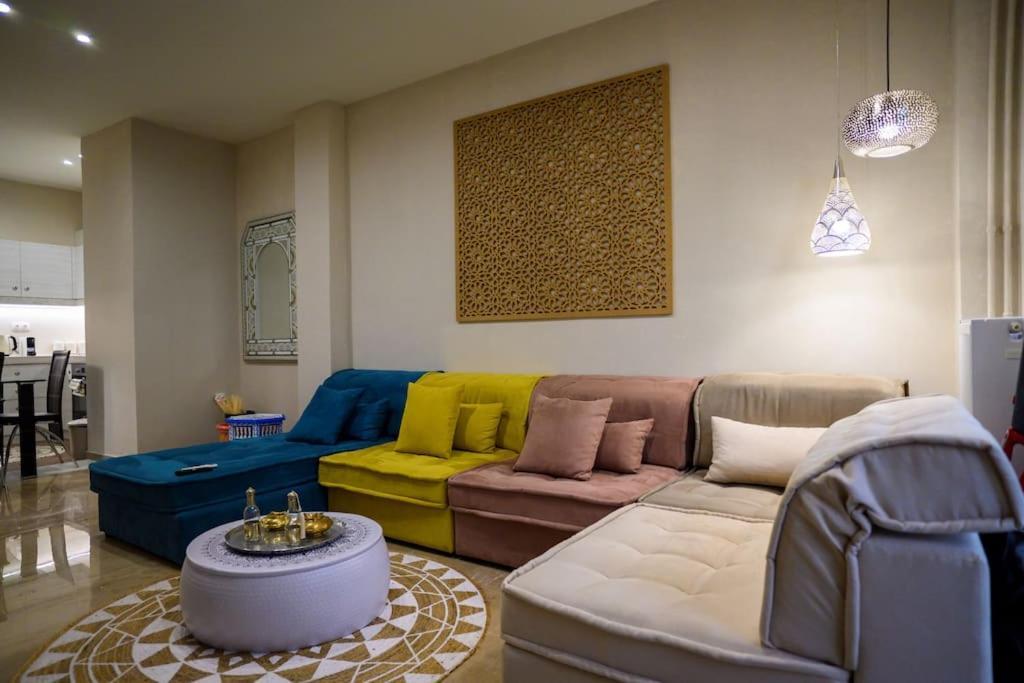 Ferienwohnung Boho 2 Bdr Luxury Meets The East Athen Exterior foto